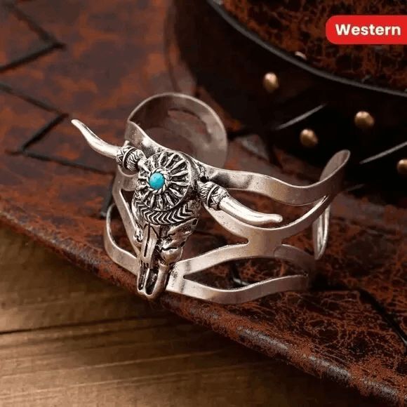Western Turquoise Bull Head Cuff Bracelet - Picture 1 of 7